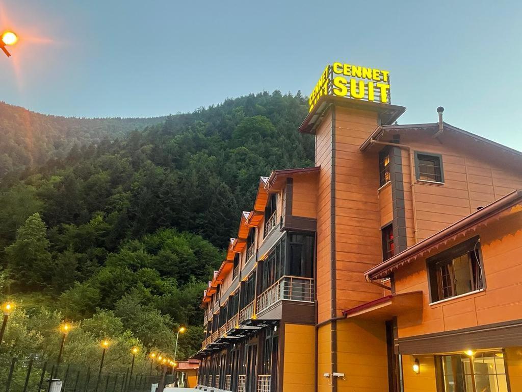 Cennet Suit Otel Uzungöl Esterno foto