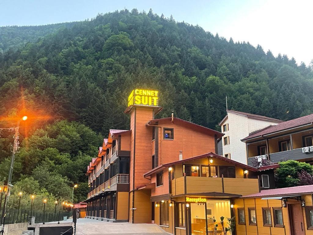 Cennet Suit Otel Uzungöl Esterno foto